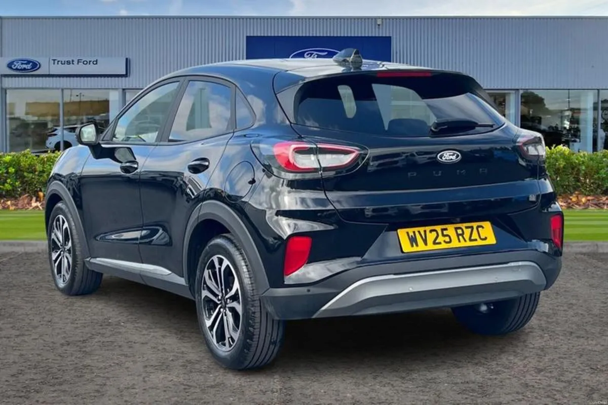 Ford Puma Titanium - Image 2