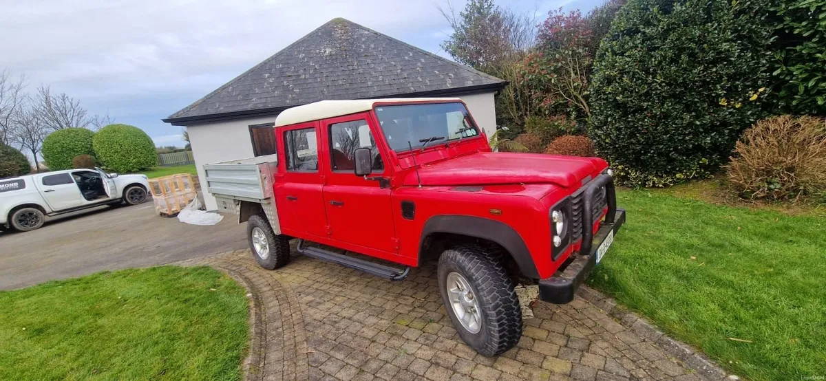Land Rover Defender 2004 - Image 6