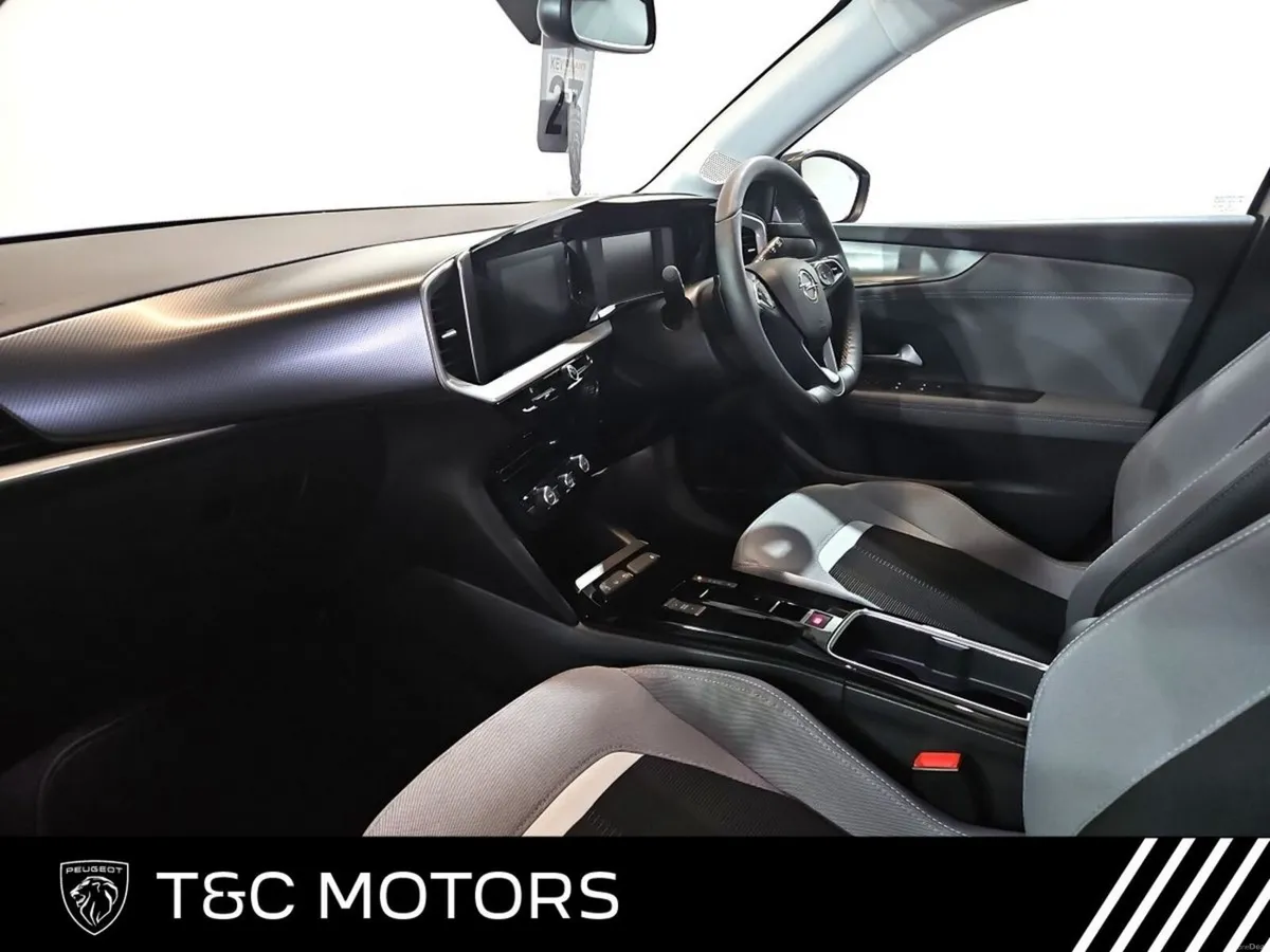 Opel Mokka *Low Mileage* Elegance Model - Reversin - Image 4