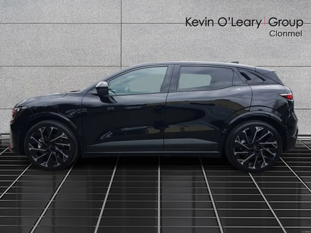 Renault Megane E-Tech iconic esprit Alpine EV60 22 - Image 6