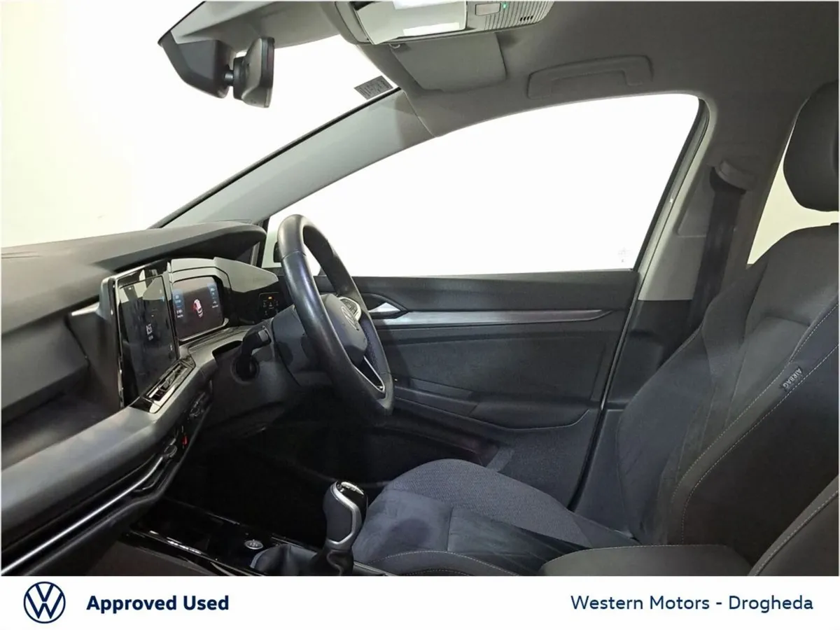 Volkswagen Golf 1.5 TSI 130HP Style - Image 4