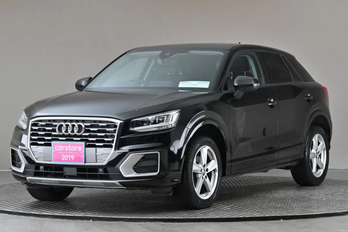 Audi Q2 1.0 TFSI S-TR0NIC **EL. SUNROOF**REVERSE C - Image 3