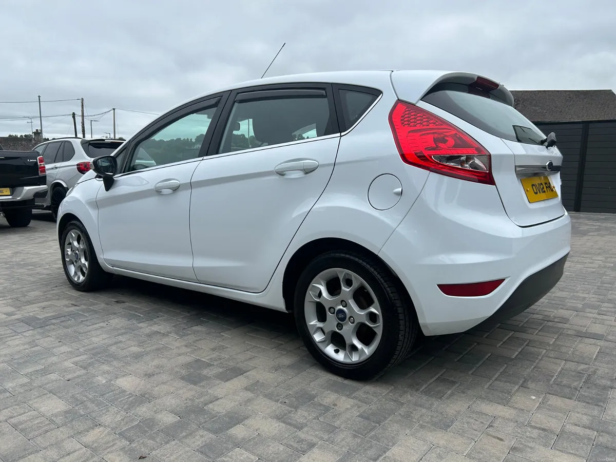 2012 FORD FIESTA ZETEC 1.2 PETROL GREAT CAR - Image 5