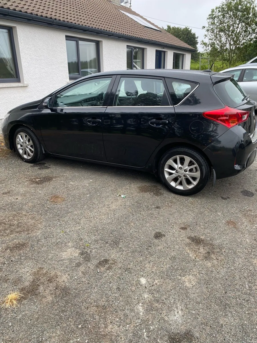 Toyota auris - Image 3