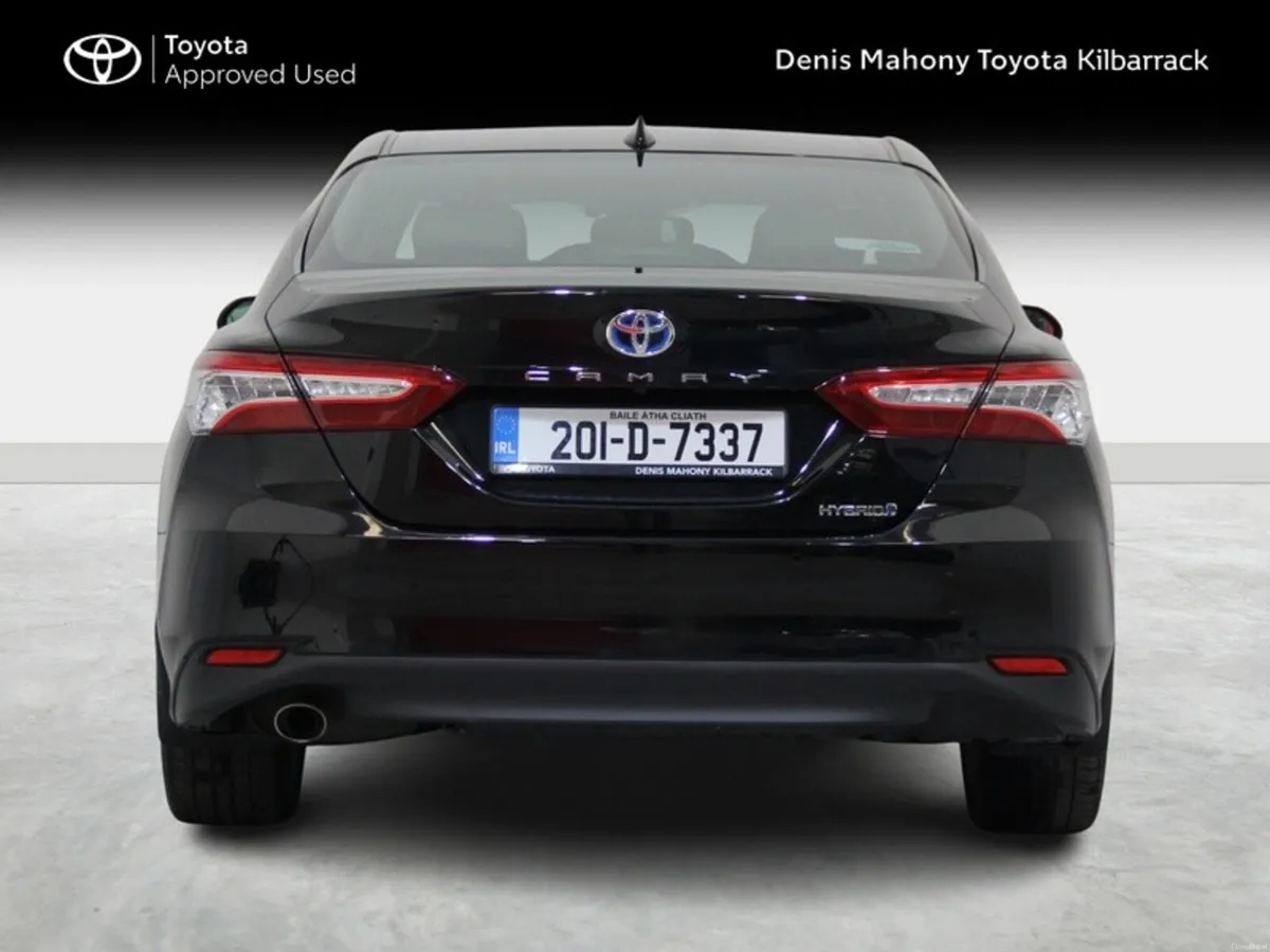 Toyota Camry HYBRID PLATINUM - Image 4