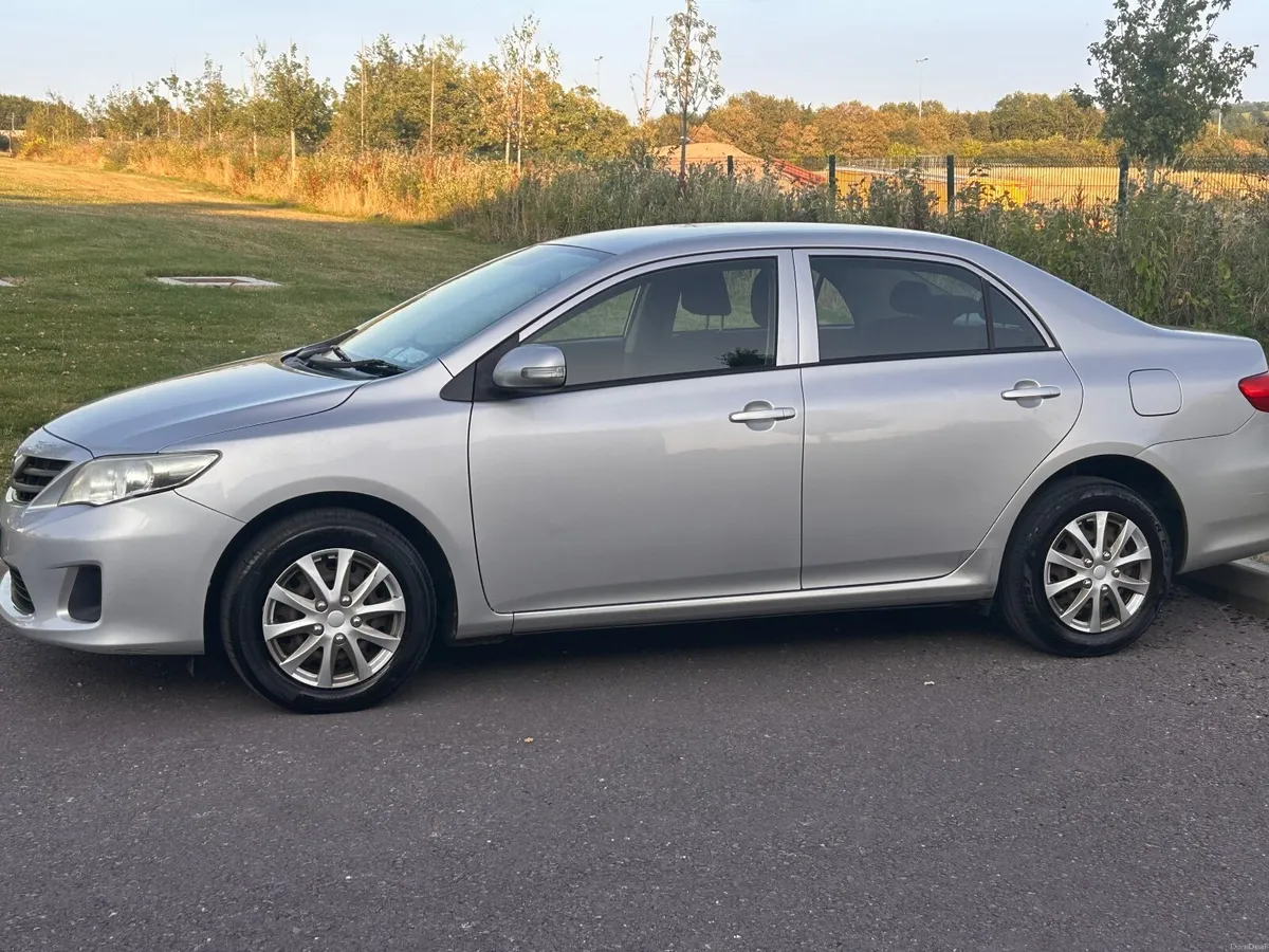 2011 Toyota Corolla 131k KM NCT 05/27 Tax 10/26 - Image 3