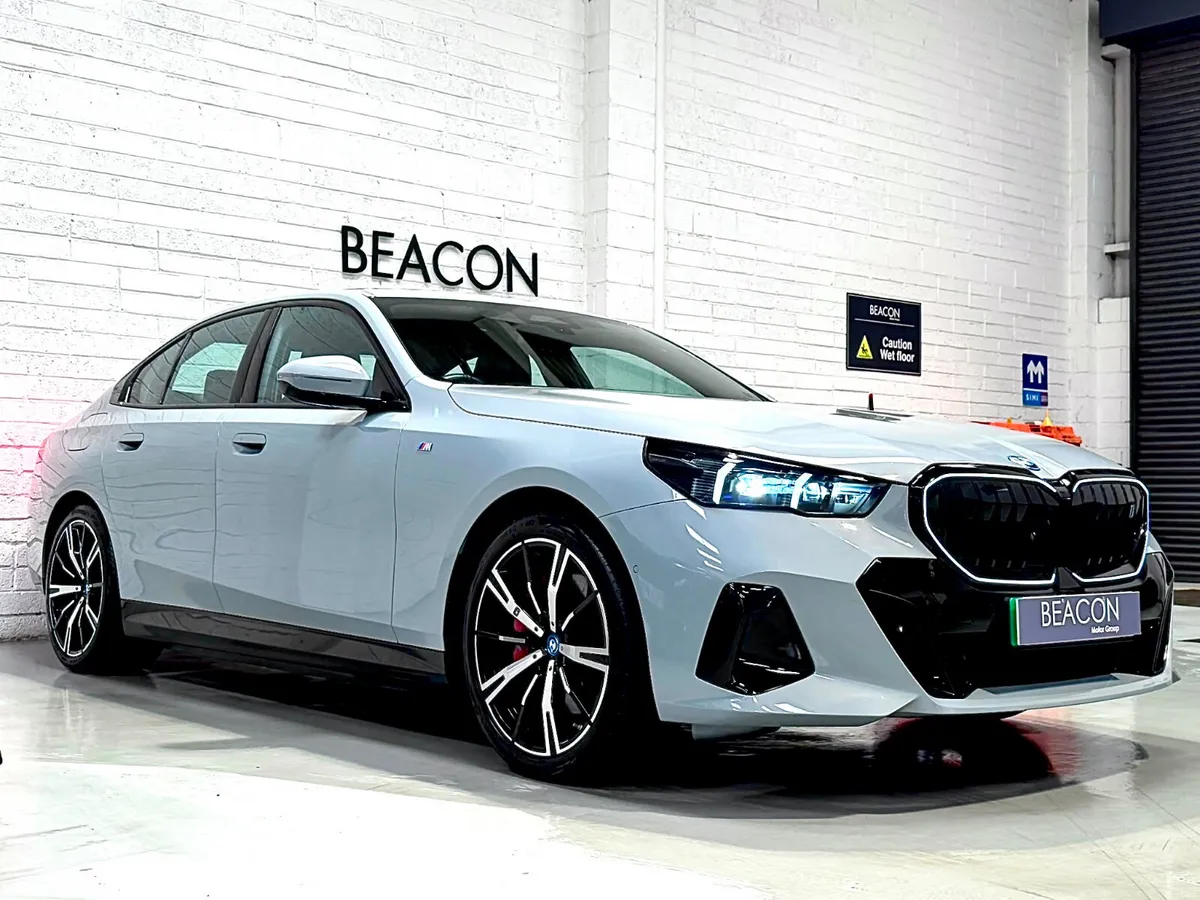 *241*ONLY 19,000 MILES*BMW I5 PRO M-SPORT 250KW 84 - Image 3