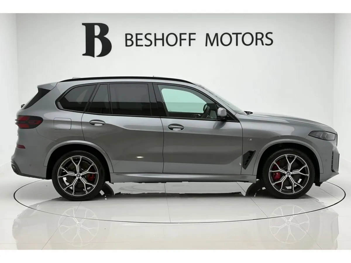 BMW X5 50e M-SPORT PRO X-DRIVE=ONLY 10000 MILES//H - Image 6