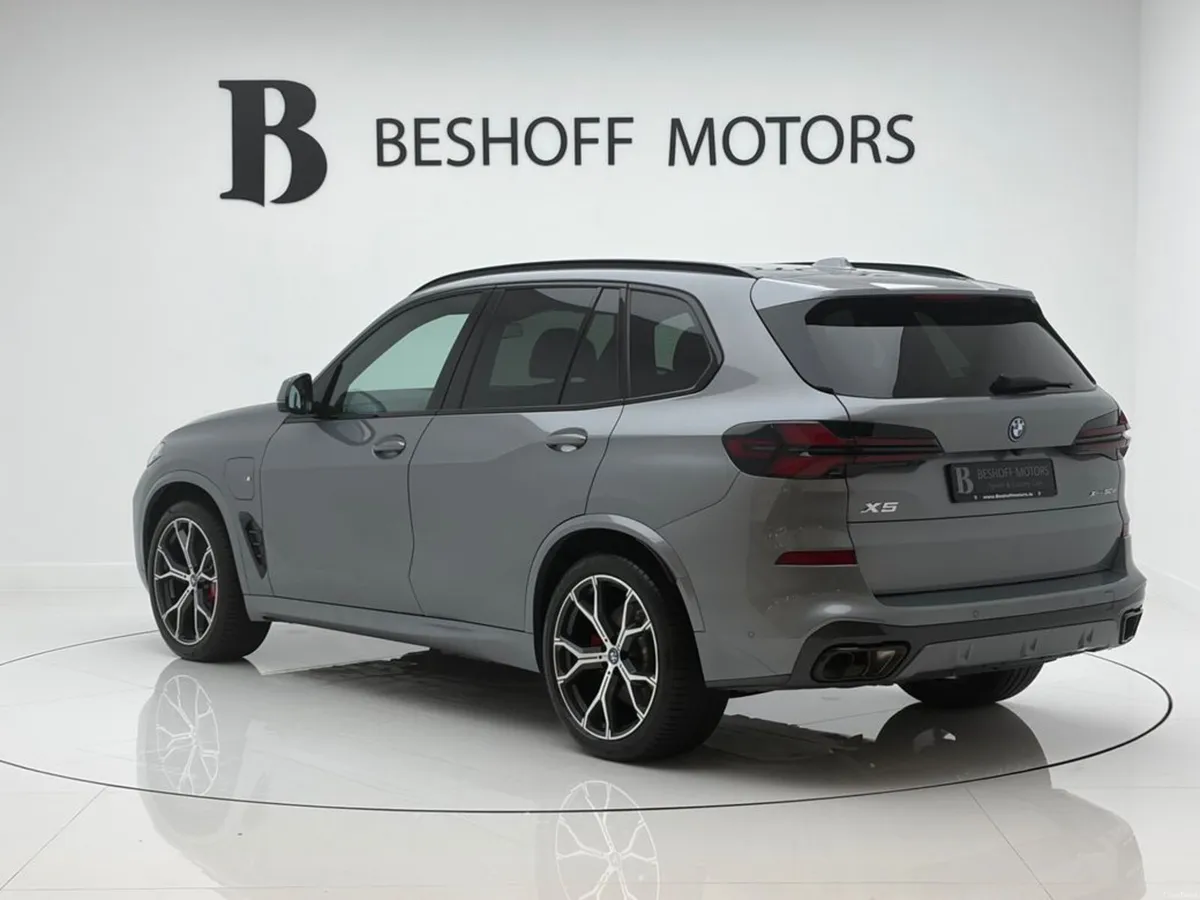 BMW X5 50e M-SPORT PRO X-DRIVE=ONLY 10000 MILES//H - Image 3