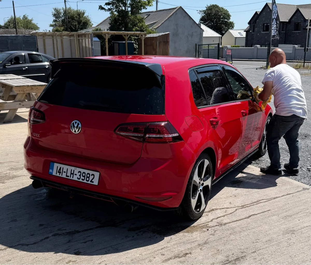 2014 Volkswagen Golf GTI | Manual - Image 2
