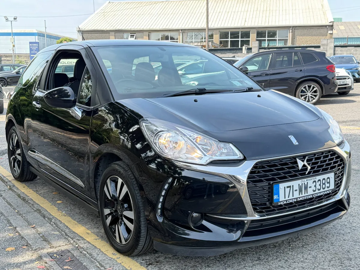 2017 Citroen DS 3. PURE TECH. APPLE CARPLAY - Image 5