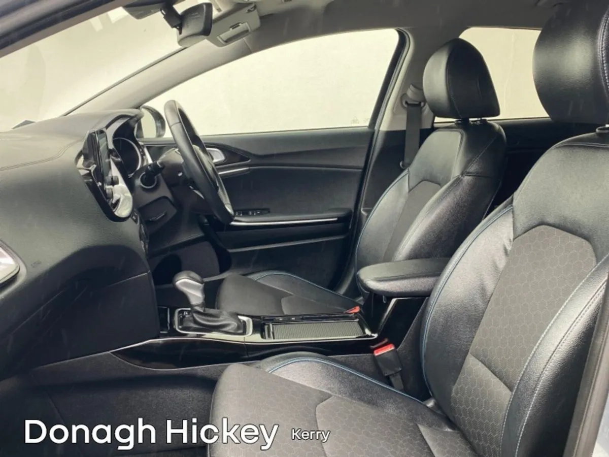 Kia XCeed 1.6 GDI Plug-in Hybrid - Image 4