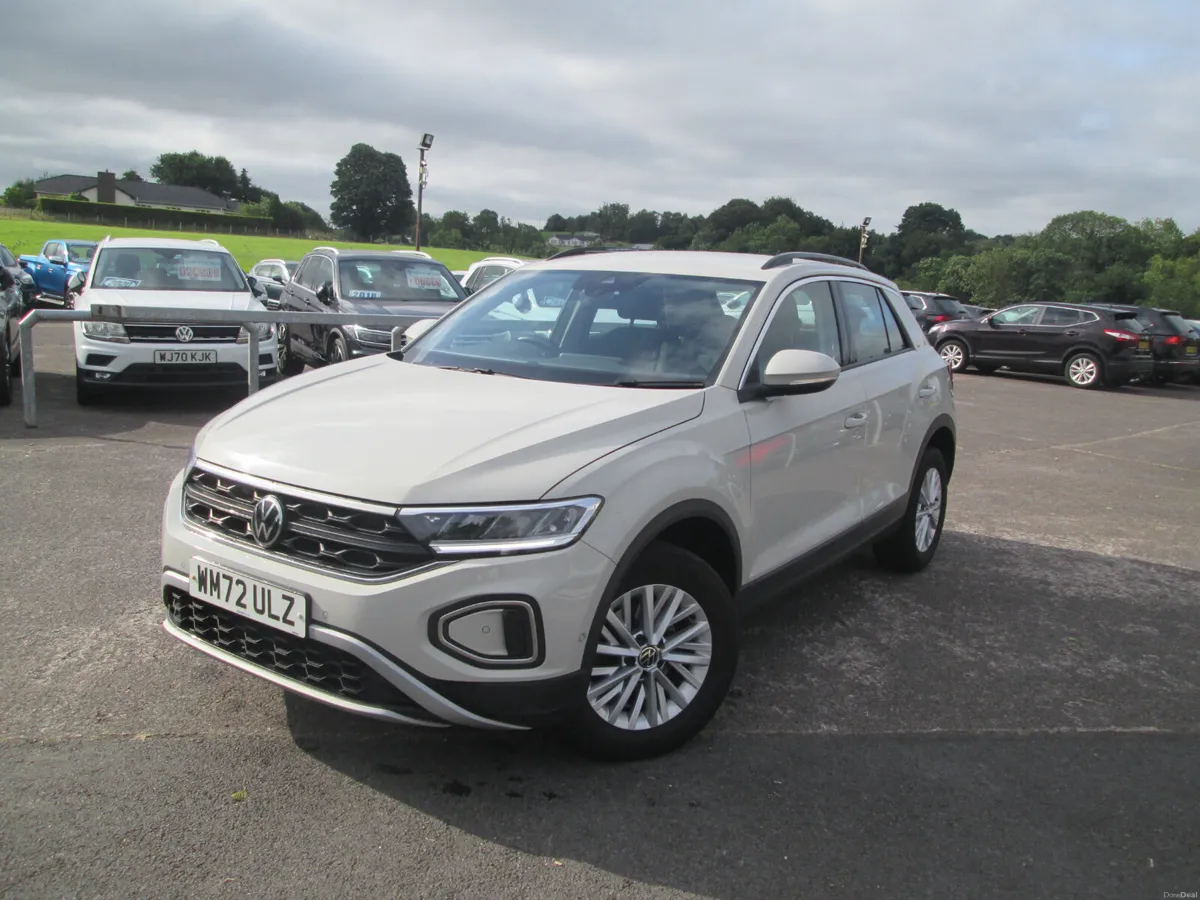 2023  VOLKSWAGEN  T-ROC  2.0  TDI  EVO-LIFE  5DR - Image 2