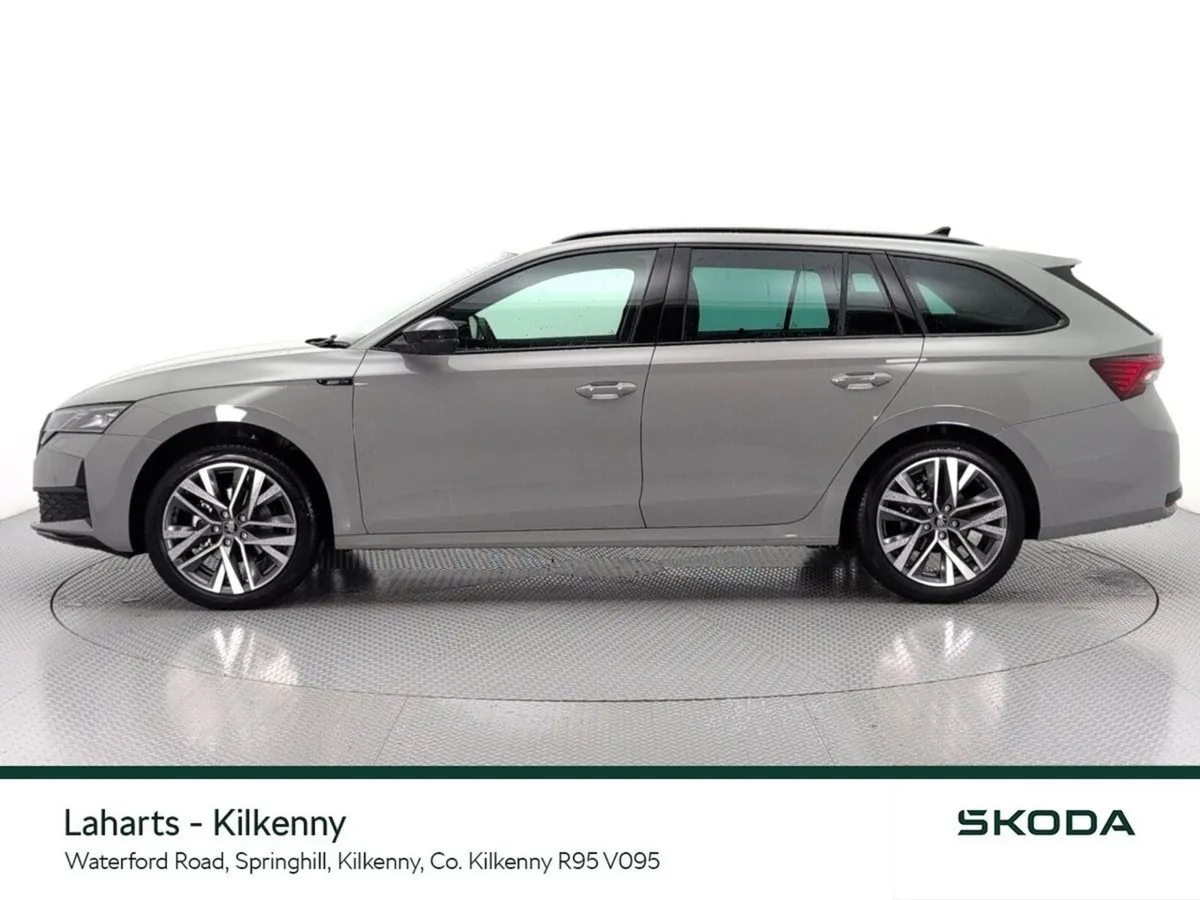 Skoda Octavia *EX DEMO - BIG SAVING - LOW MILES - - Image 6
