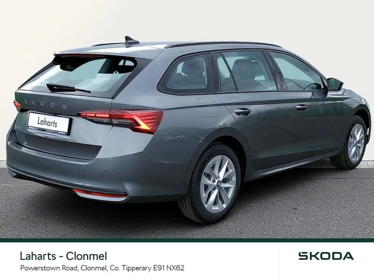 Skoda Octavia COMBI SELECTION 2.0TDI 115HP - Image 3