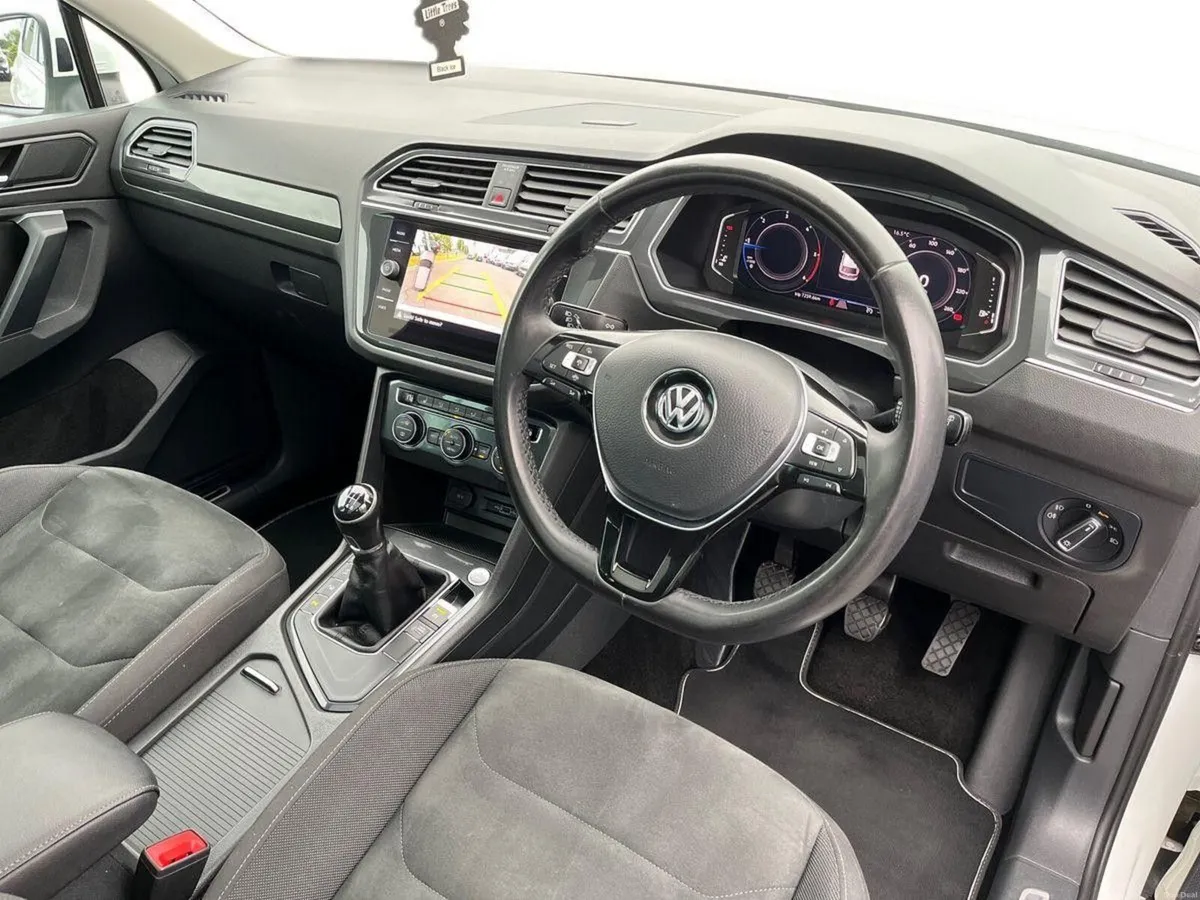 Volkswagen Tiguan 2.0 TDI 150HP R-Line - Image 6