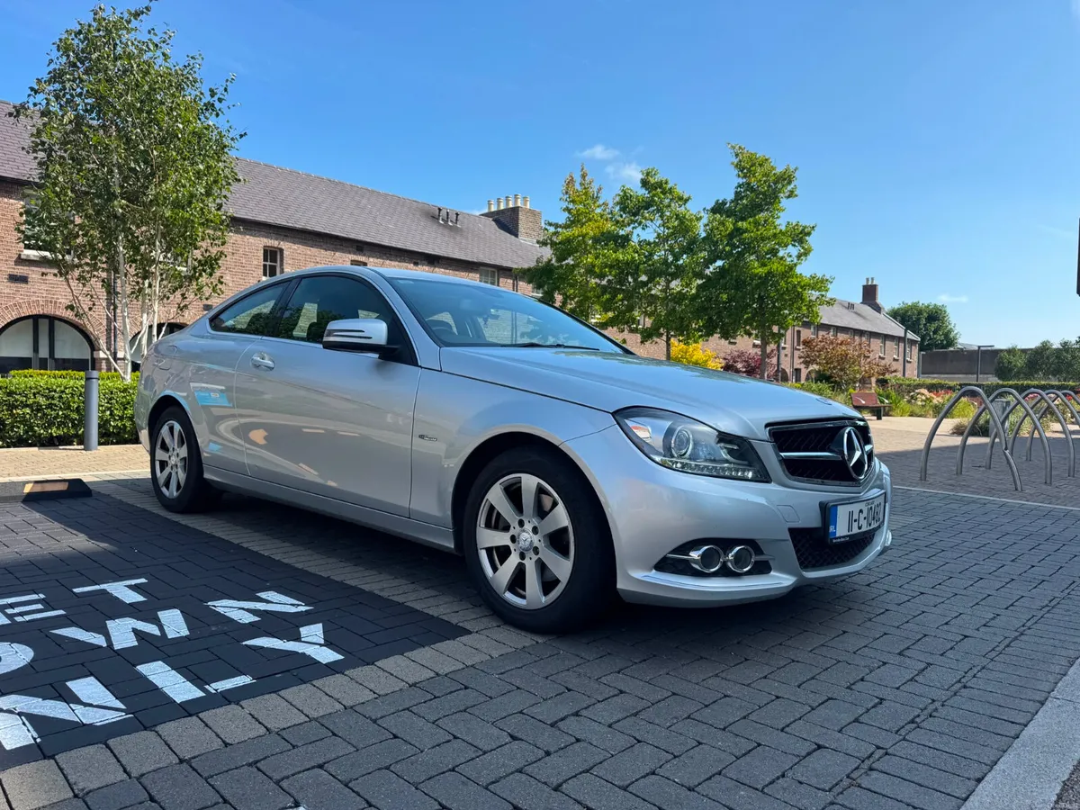 2011 MERCEDES-BENZ C220D COUPE - Image 1