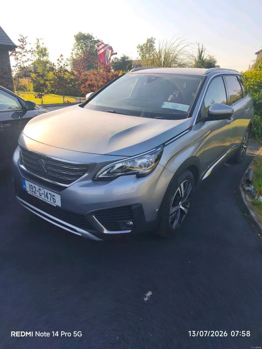 Peugeot 5008 - Image 2