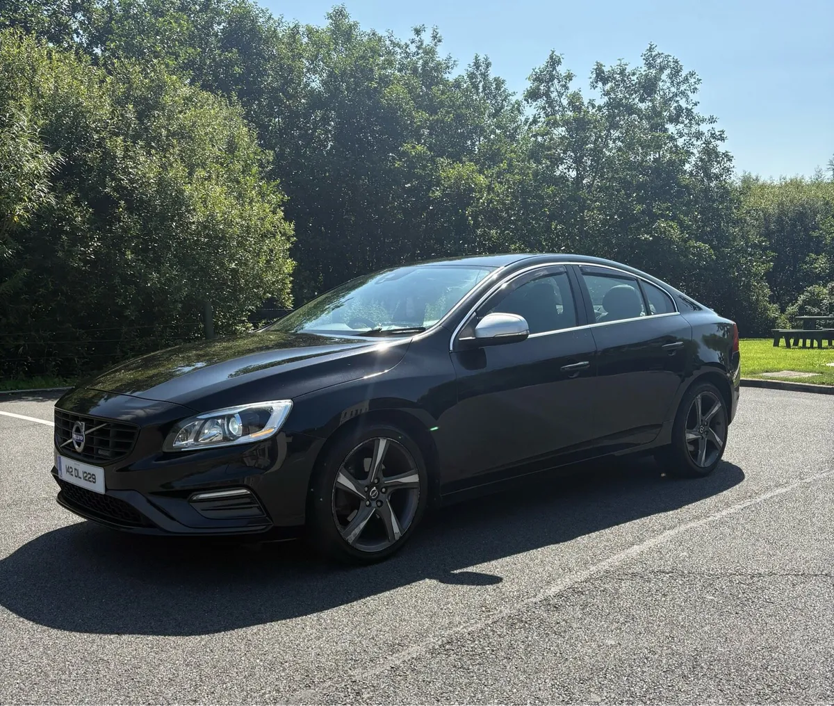 Volvo S60 2.0D4 R Design - Image 1
