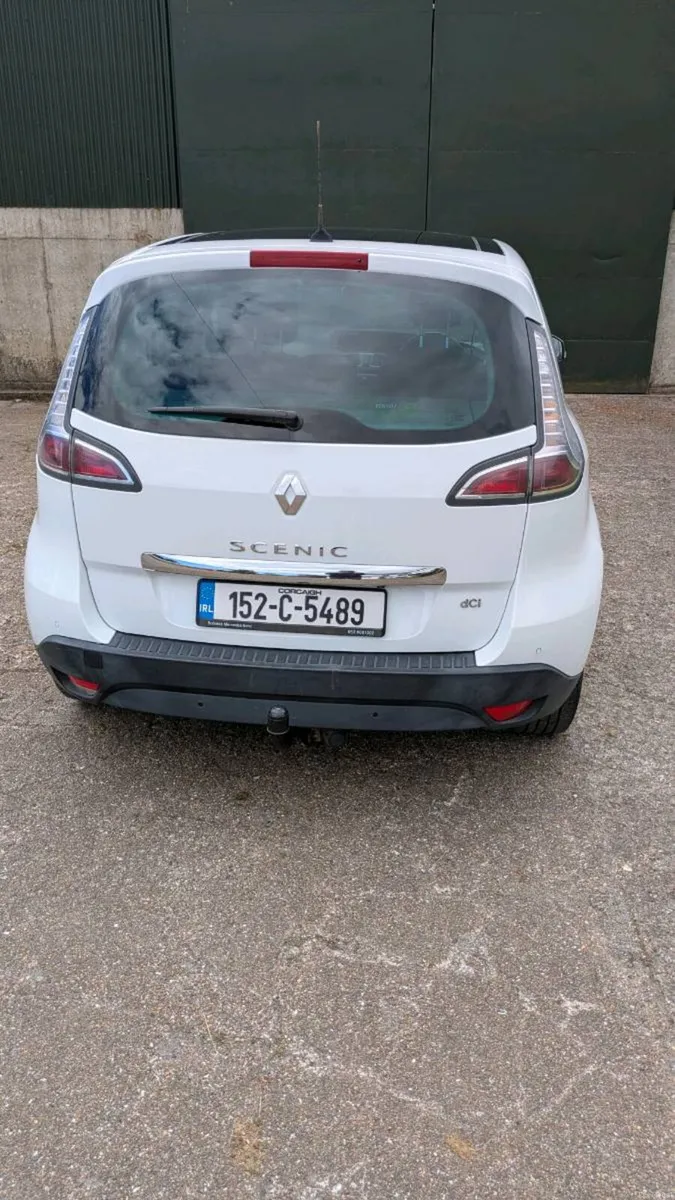 Car - Image 2