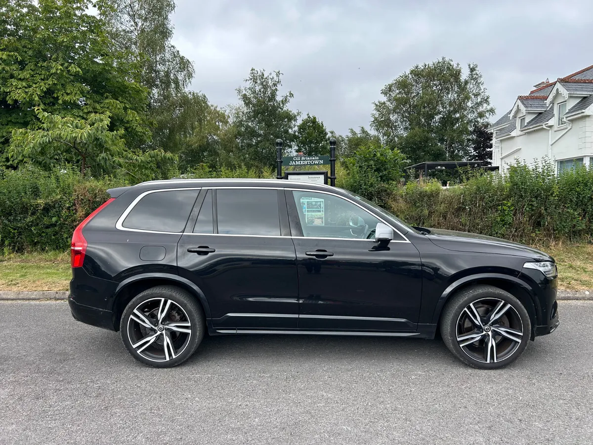 Volvo XC90 R design pro T8 petrol plug in hybrid - Image 3