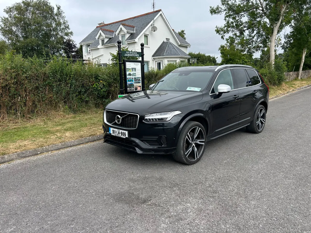 Volvo XC90 R design pro T8 petrol plug in hybrid - Image 2