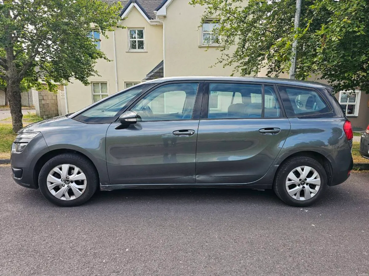Citroen C4 Picasso  Automatic 7 seater - Image 4
