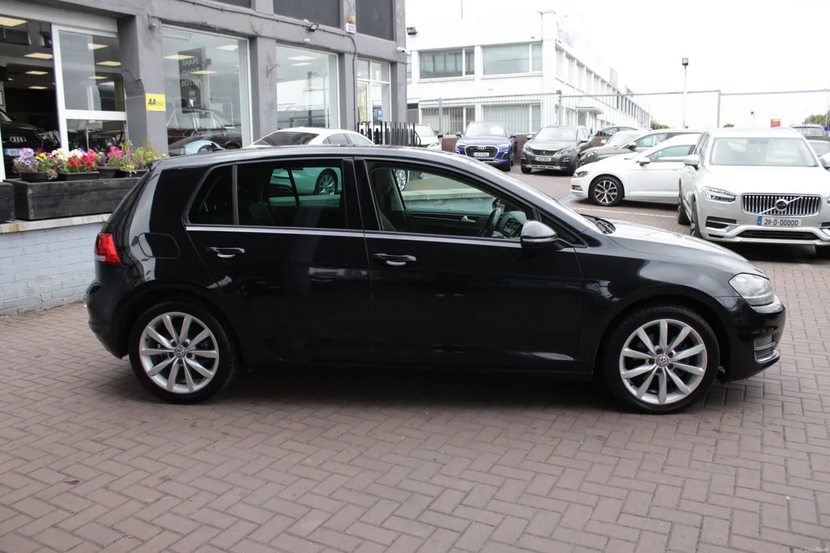 1.4TSI HIGHLINE EDITION  5DR HATCHBACK AUTO - Image 3