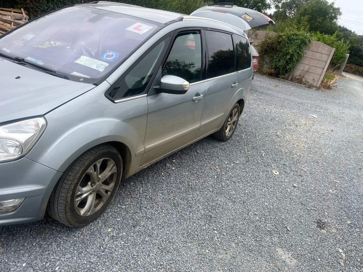 Car - Image 1