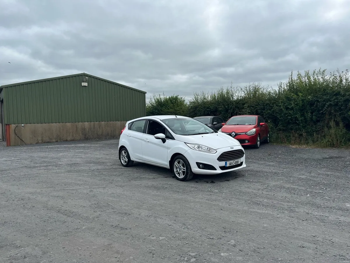 2014 Ford Fiesta - Image 1