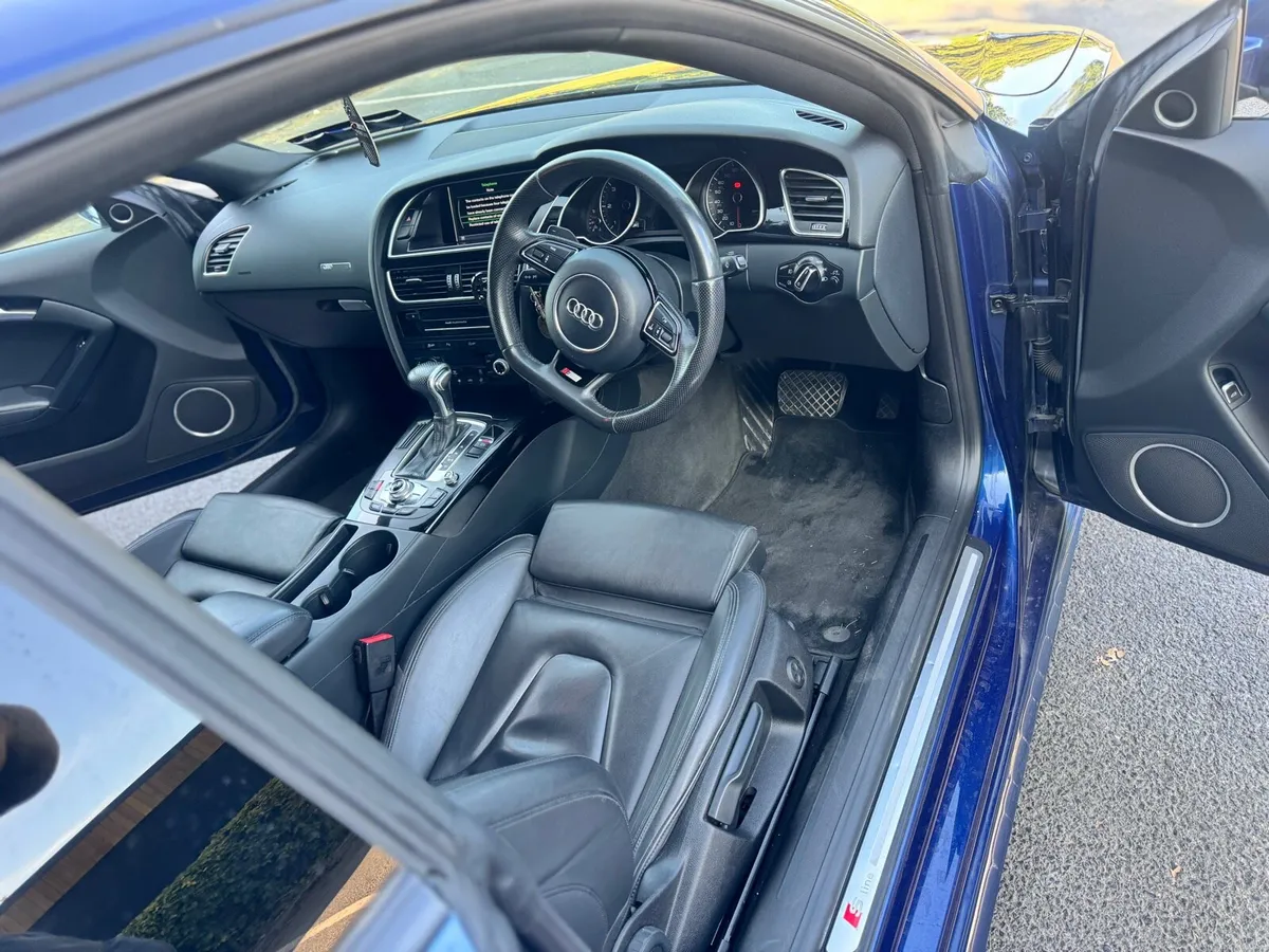 Audi a5 S line automatic , black edition high spec - Image 3