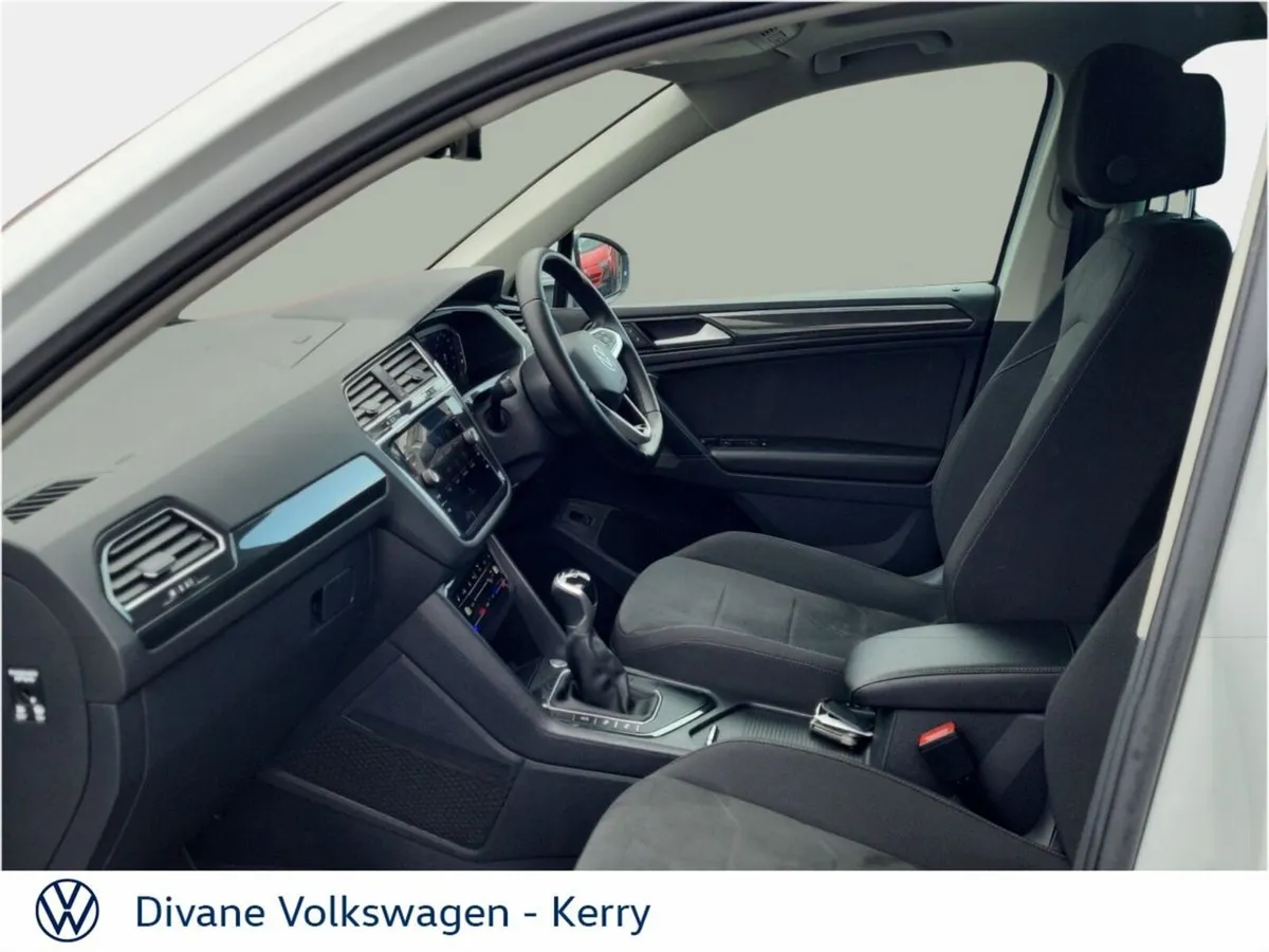 Volkswagen Tiguan ELEGANCE 2.0 TDI 150 BHP - Image 4
