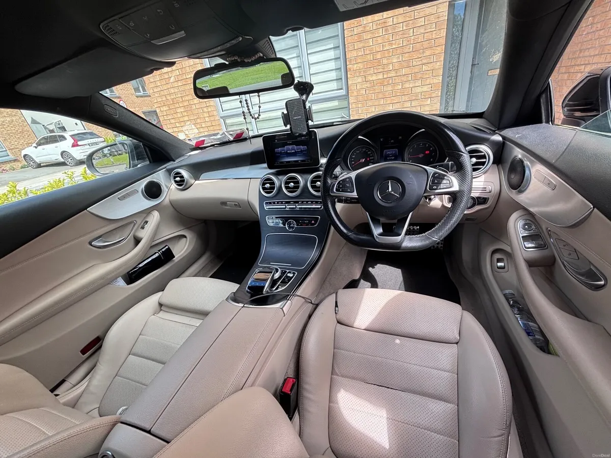 Mercedes-Benz C-Class 2016 - Image 4