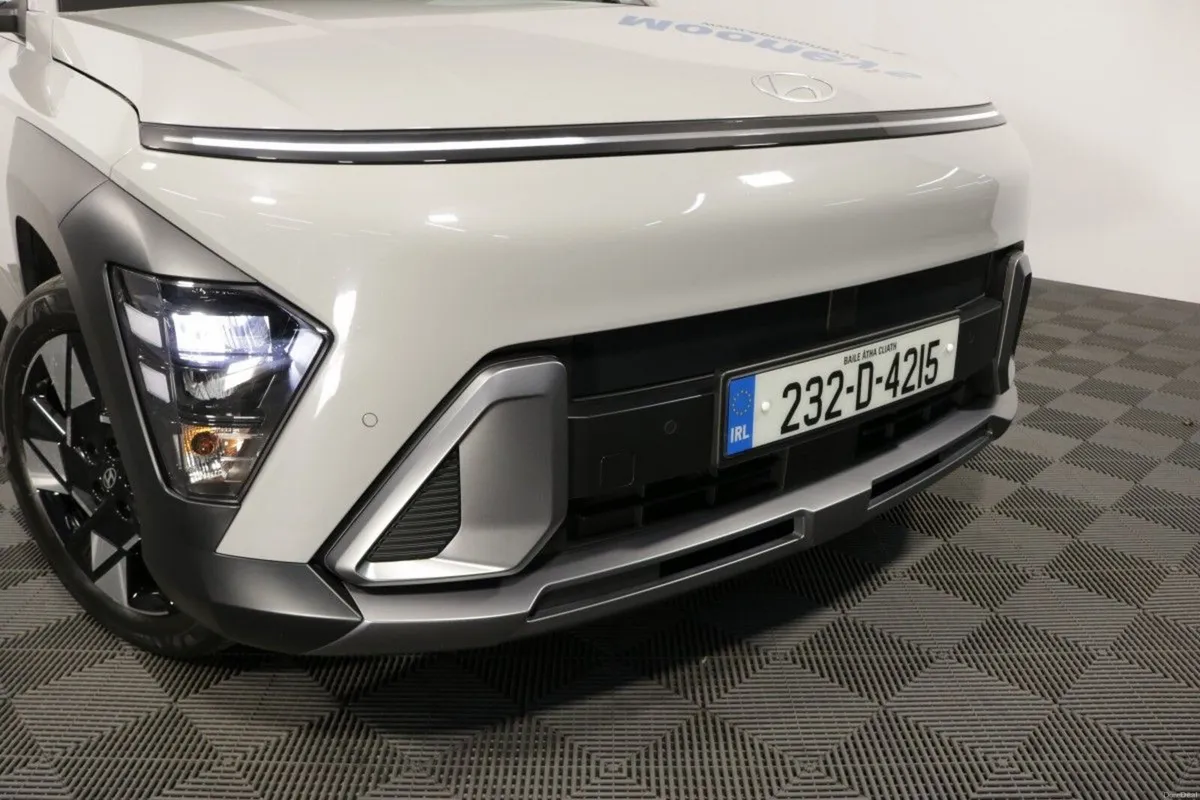 Hyundai KONA HYBRID ELEGANCE 1.6L PETROL AUTOIMATI - Image 3
