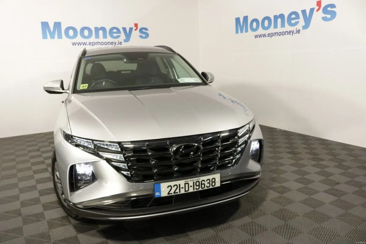 Hyundai Tucson Executive Plus 1.6L Diesel SUV - Te - Image 2