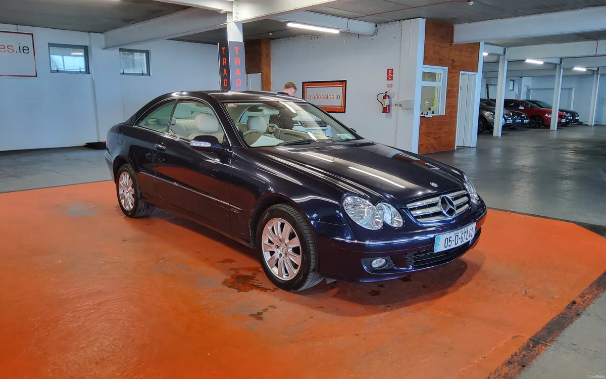 Mercedes-Benz CLK 2005 - Image 1