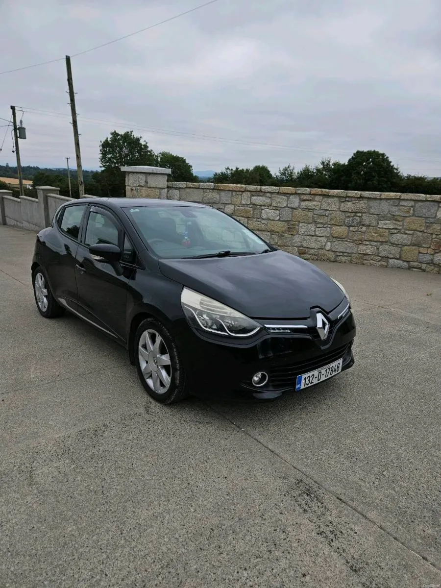 2013 renault clio 1.2 petrol nct 4/27  tax 1/27 - Image 1