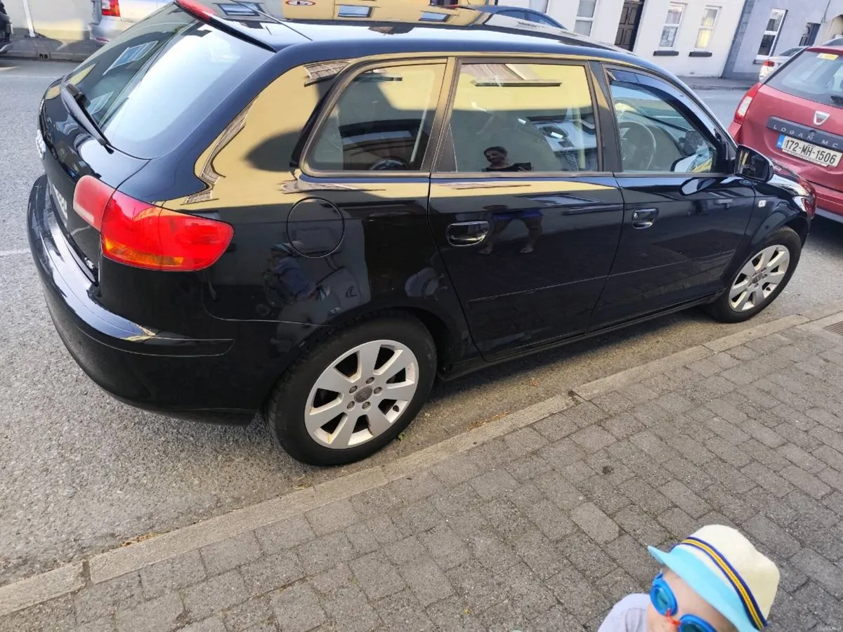 A car - Image 3