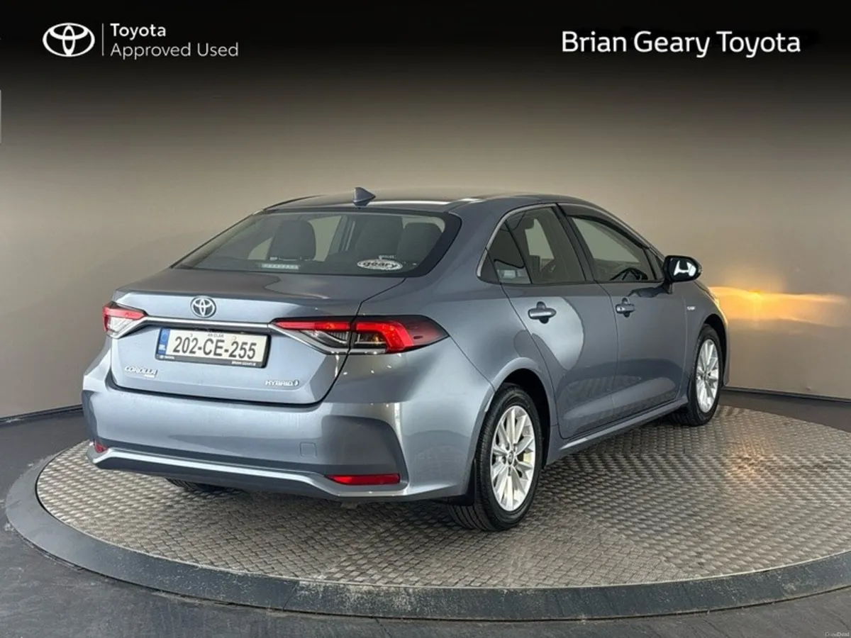 Toyota Corolla LUNA SAL 4DR AUTO - Image 2