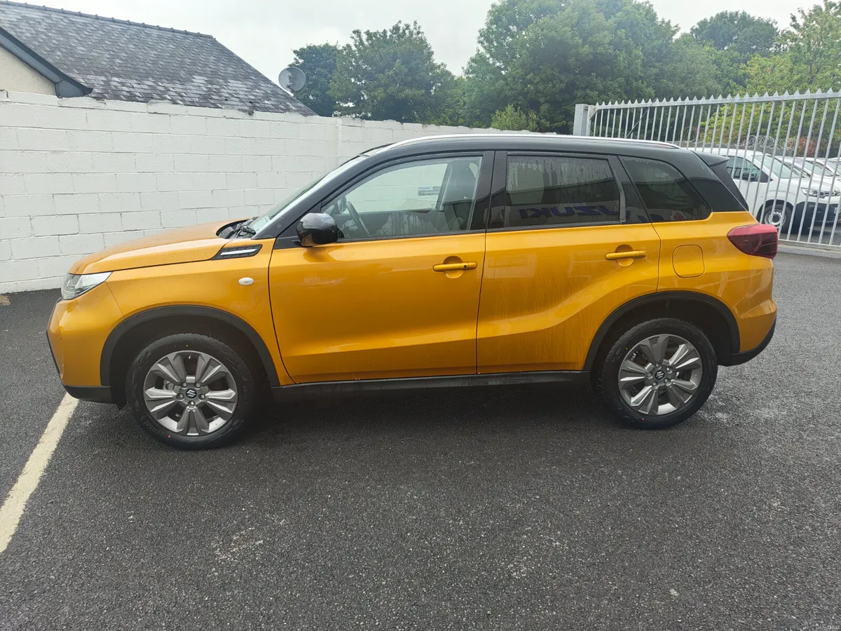 Suzuki Vitara 1.5 Hybrid Motion AUTO DEMO - Image 5