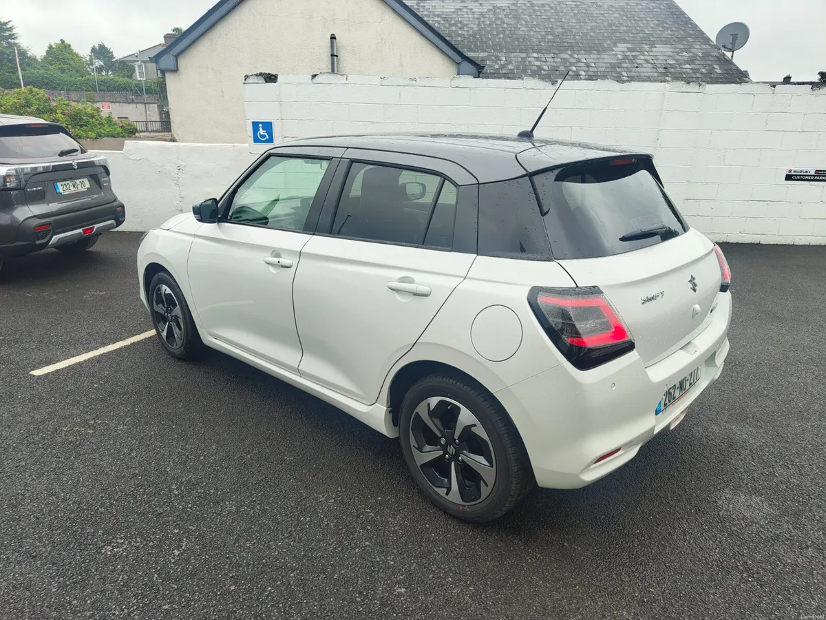 Suzuki Swift 1.2 Mild Hybrid Ultra DEMO - Image 6