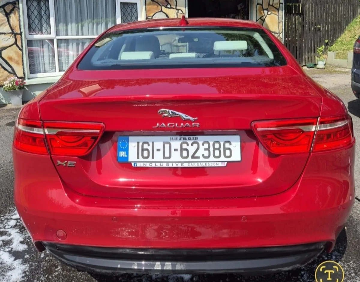 2016 Jaguar XE Prestige - Image 3