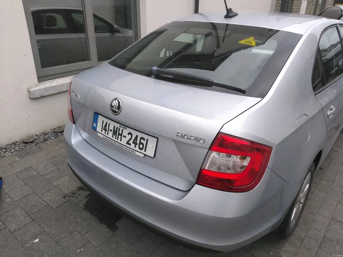 Skoda Rapid Hatchback 2014 1.2L Petrol - Image 4