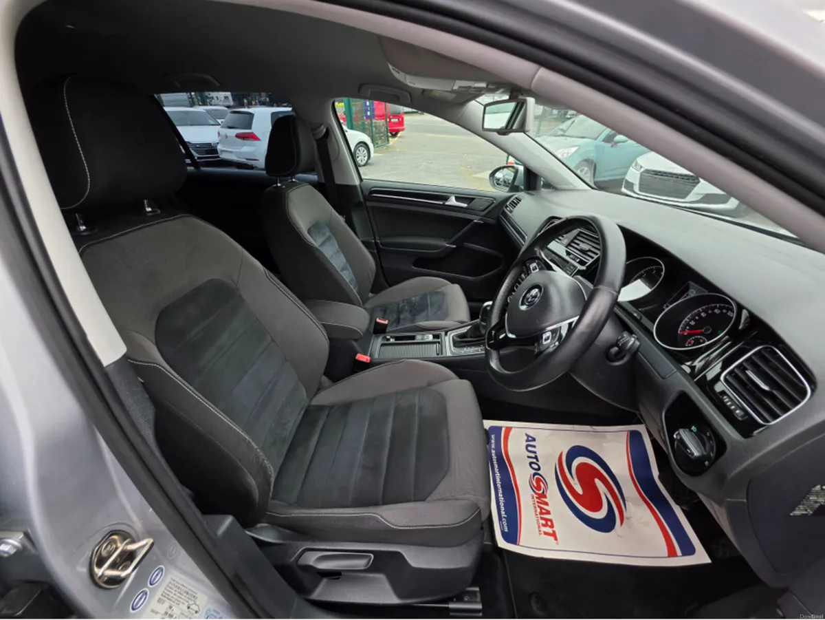 Volkswagen Golf ( 142 REG ) 1.4 TSI HIGHLINE EDITI - Image 3