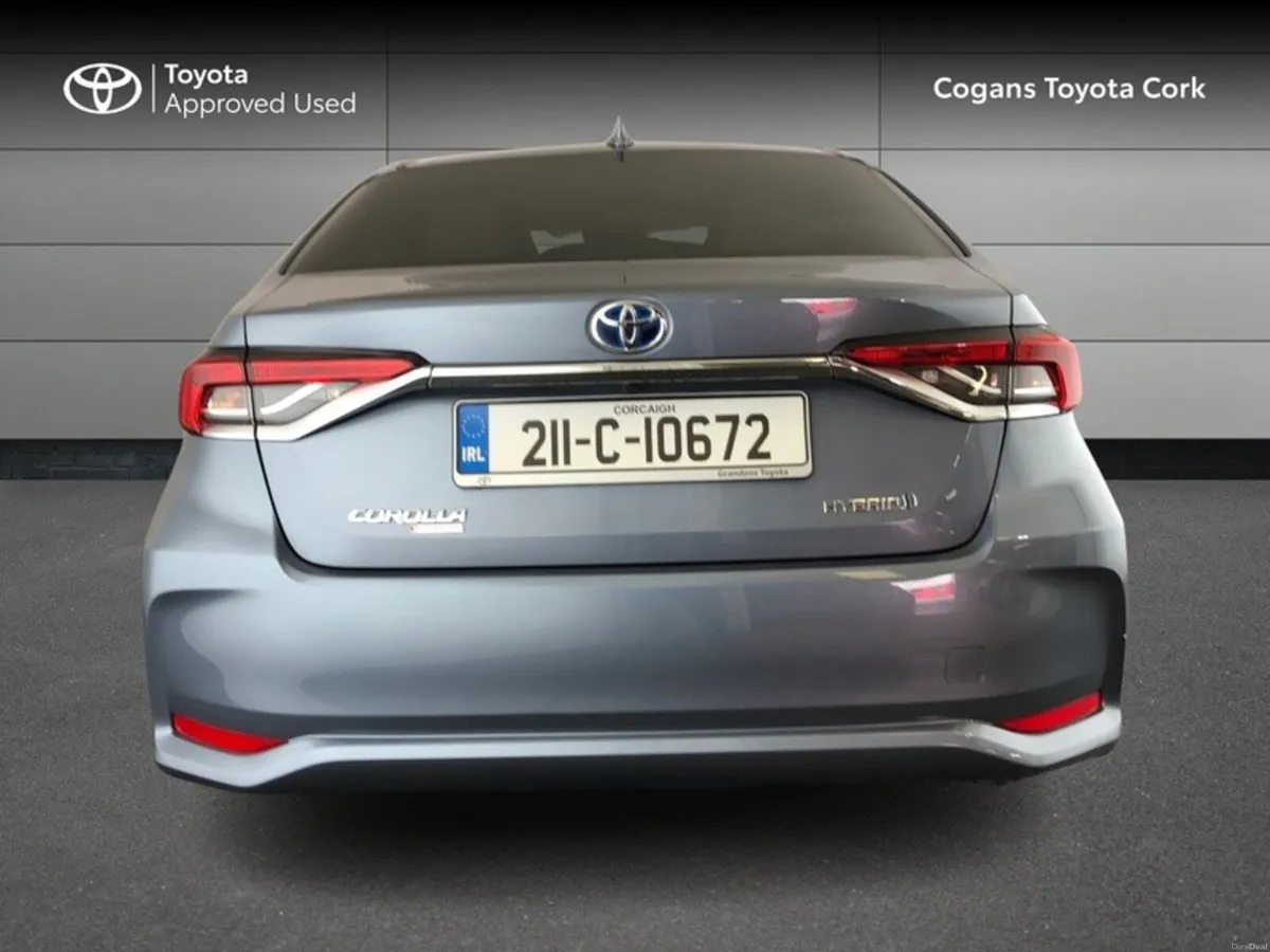Toyota Corolla COROLLA HYB LUNA SPORT SA - Image 4