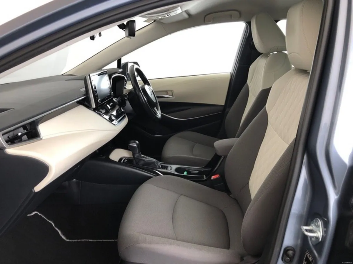 Toyota Corolla COROLLA HYB LUNA SPORT SA - Image 6