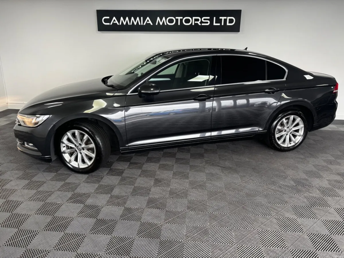 Volkswagen Passat CL 2.0 TDI MANUAL 6SPEED FWD 150 - Image 3