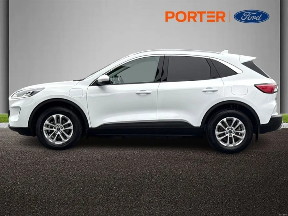 Ford Kuga *SALE NOW ON* PHEV TITANIUM  225PS *AUTO - Image 6