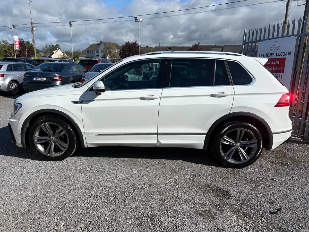 2018 Volkswagen Tiguan R-Line DSG - Image 6
