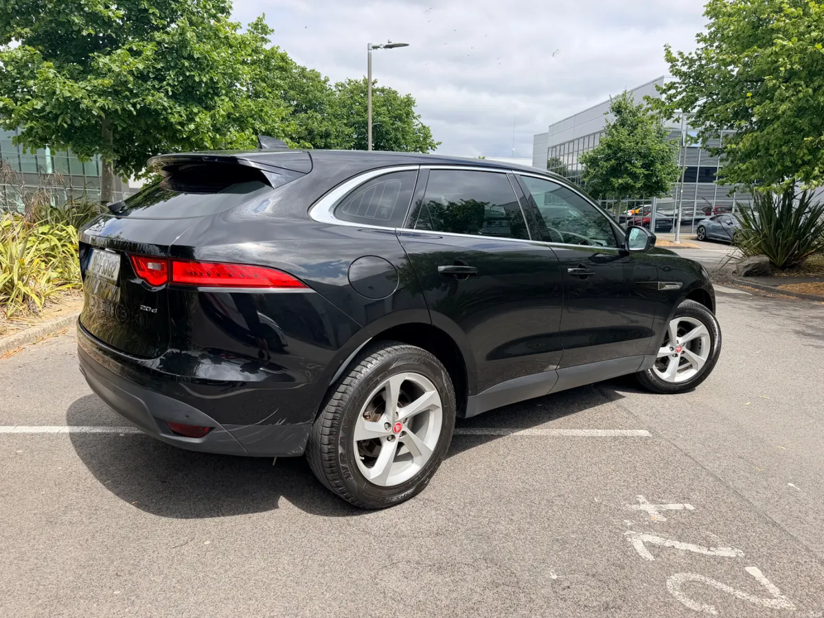 191 Jaguar F-Pace 2.0D ~ Prestige Edition ~ - Image 3
